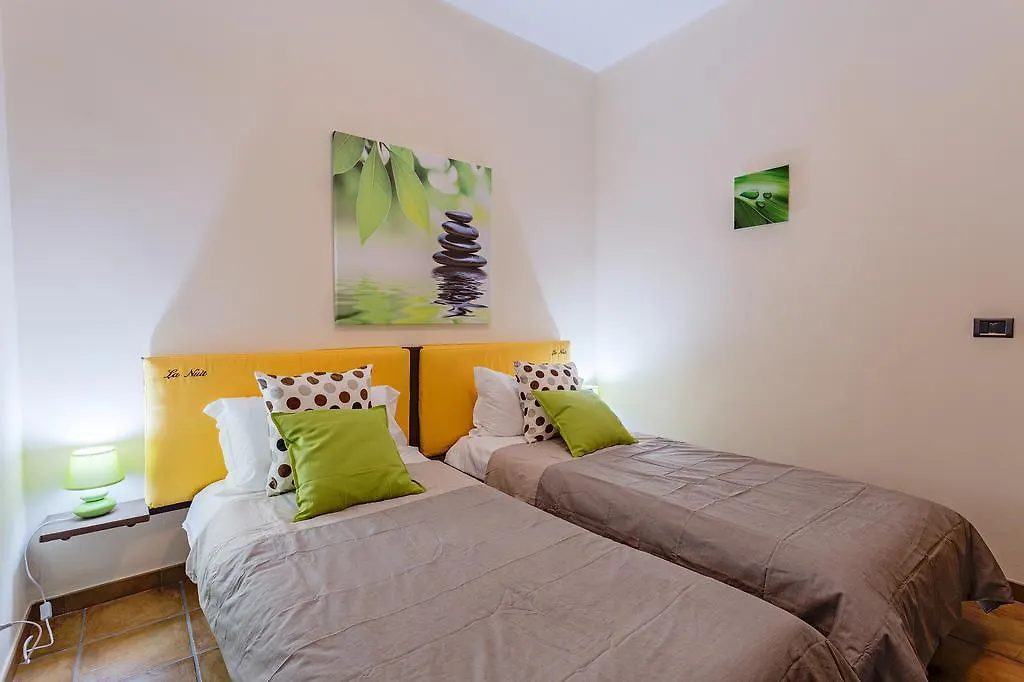 La Nuit Bed & Breakfast Bari Italia